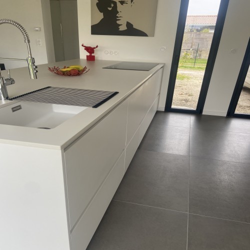 Photo de notre réalisation Une maison neuve avec sa cuisine ouverte 