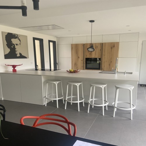 Photo de notre réalisation Une maison neuve avec sa cuisine ouverte 